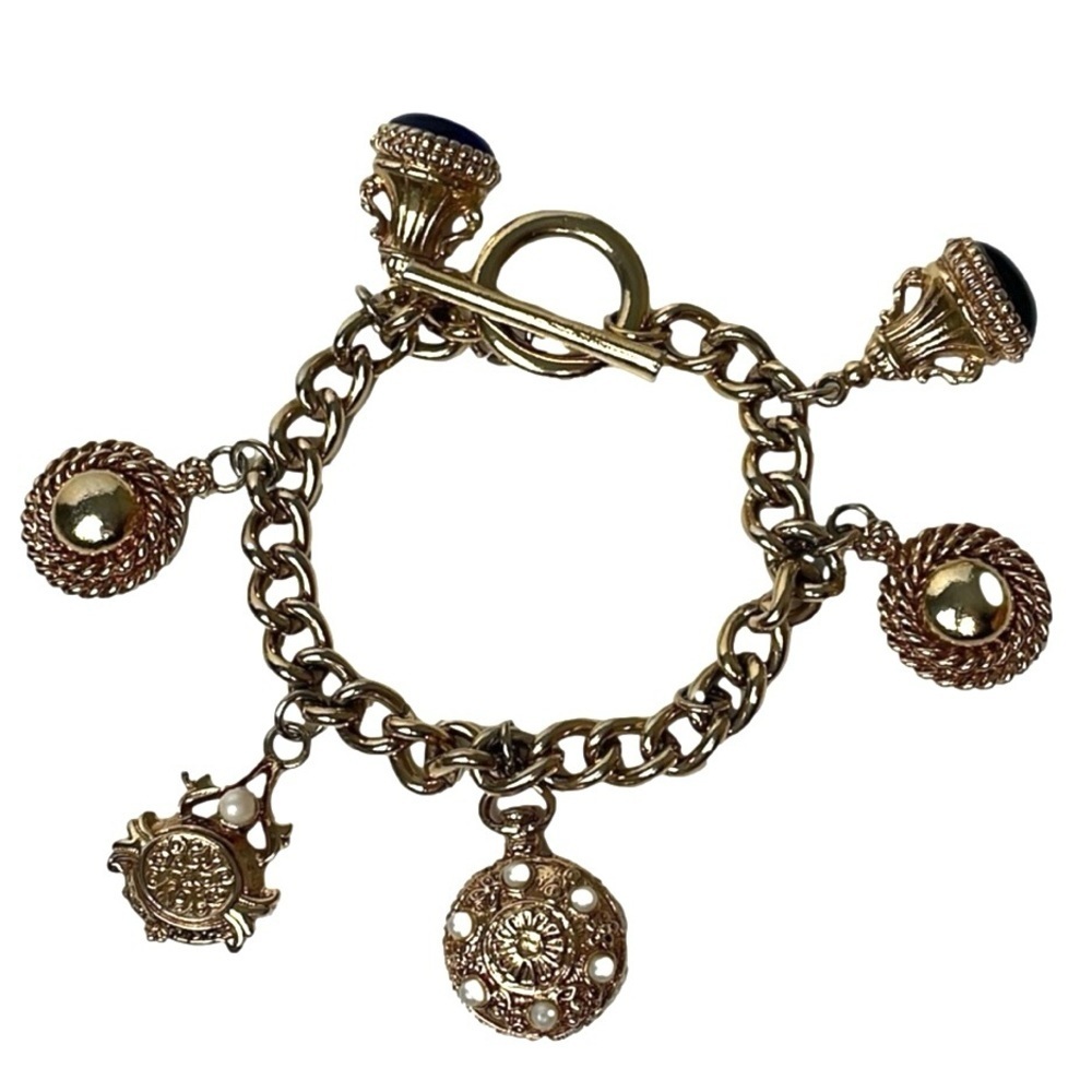 Chunky Gold Charm Bracelet Toggle Clasp 6 Charms